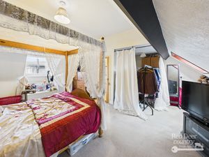 Bedroom- click for photo gallery